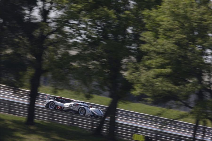  Audi R18 TDI 2011 года  (фото 41 из 77)